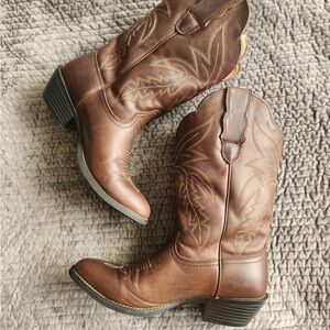 Shyanne Embroidered Brown Heeled Boots